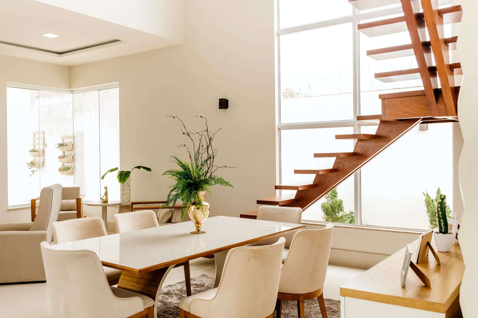 Un intérieur lumineux et accueillant
